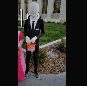 Slenderman costume